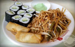 food is good _